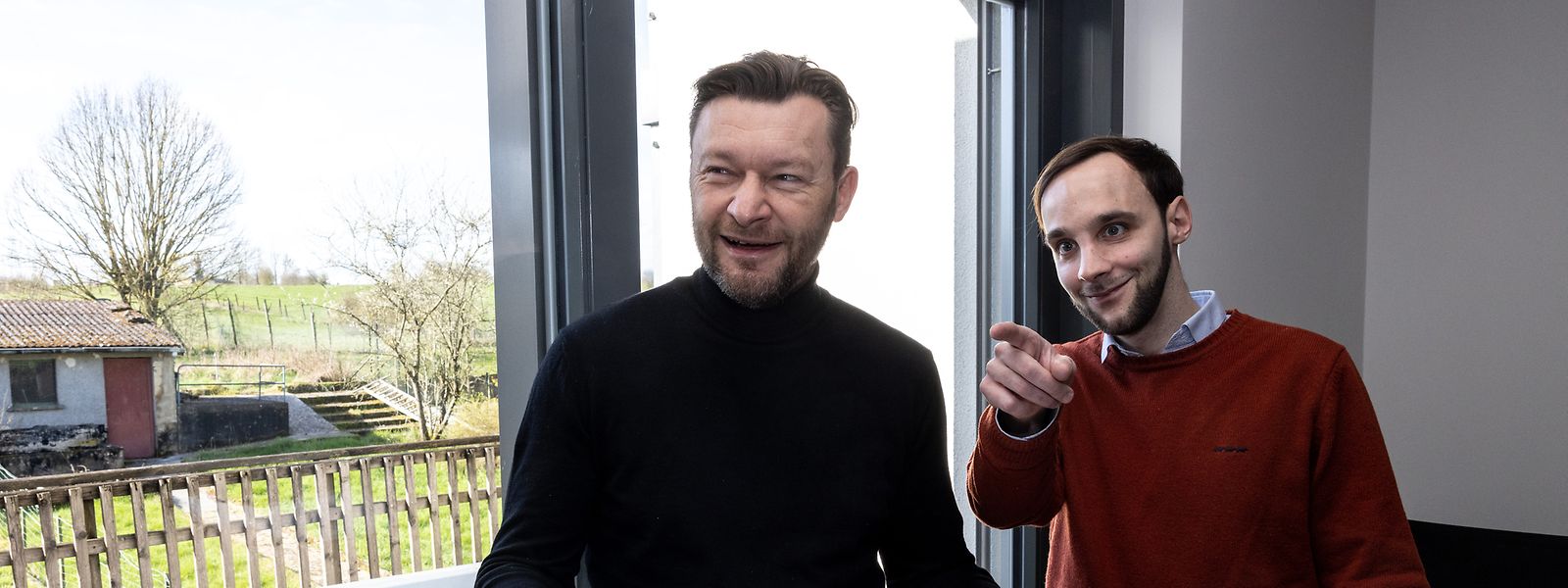 Architekt und Hausherr Steve Weyland (links) und Andy Welter von der Klima-Agentur haben die Energieeffizienz immer im Blick.