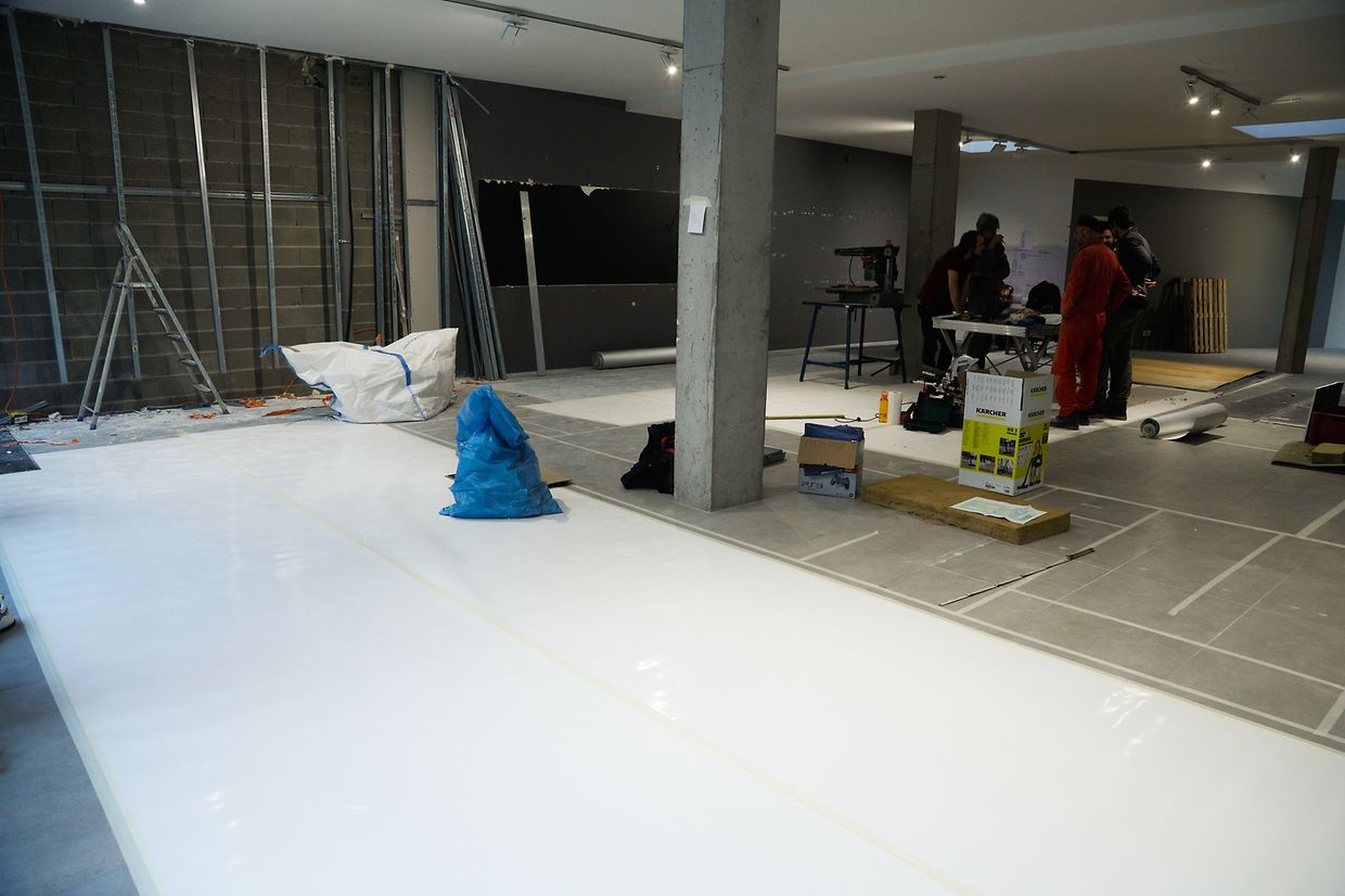 Sise rue de la Libération à Dudelange, la deuxième épicerie Ouni prend forme petit à petit. Les responsables feront le point après les vacances de février et annonceront le jour de son ouverture.