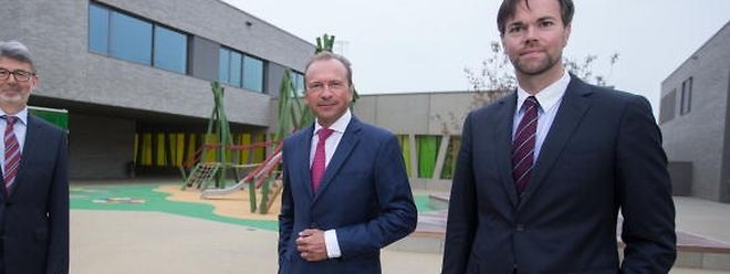 Der Spitzenbeamte Luc Feller (rechts) in seiner Funktion als Schöffe des Gemeinderats von Mamer - hier gemeinsam mit Député-Maire Gilles Roth.