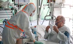 Lokales, Corona-Virus Covid19,  Covid-Intensivstation CHDN Ettelbrück, ( schriftliches Einverständnis des Patienten zum publizieren des Bildes ) Foto: Guy Wolff/Luxemburger Wort