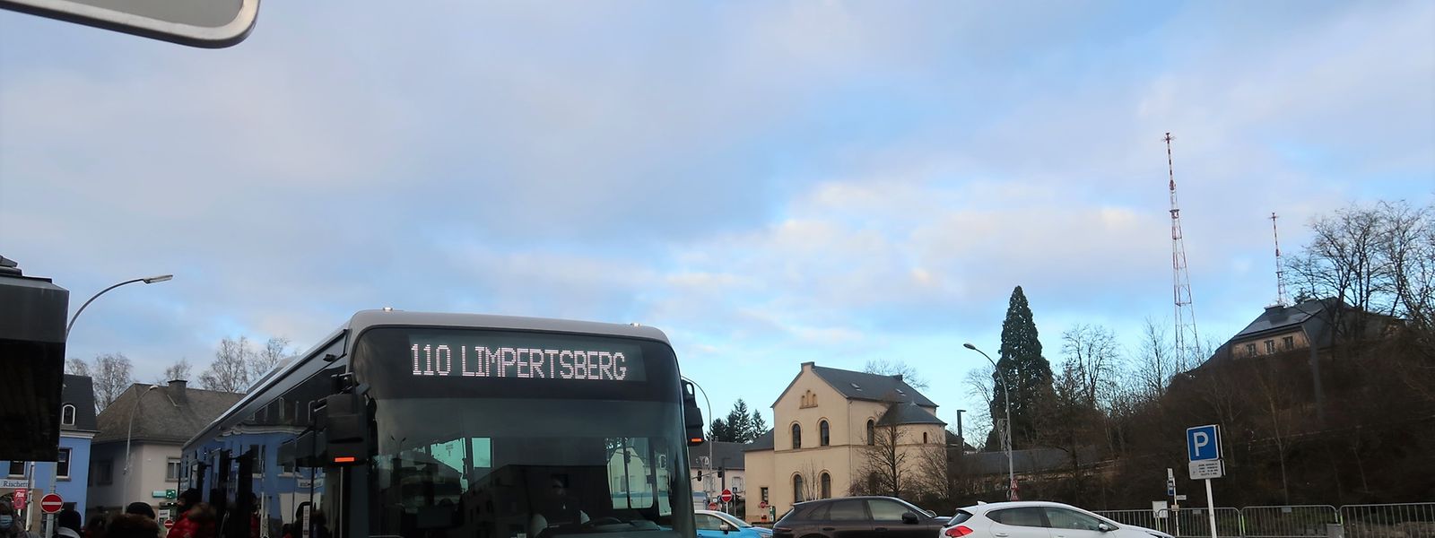 Les lignes de bus 110 et 111, qui relient Echternach à Luxembourg-Ville (sur la photo, la gare routière de Junglinster), vont depuis décembre jusqu'à l'arrêt "Theater" au Limpertsberg.