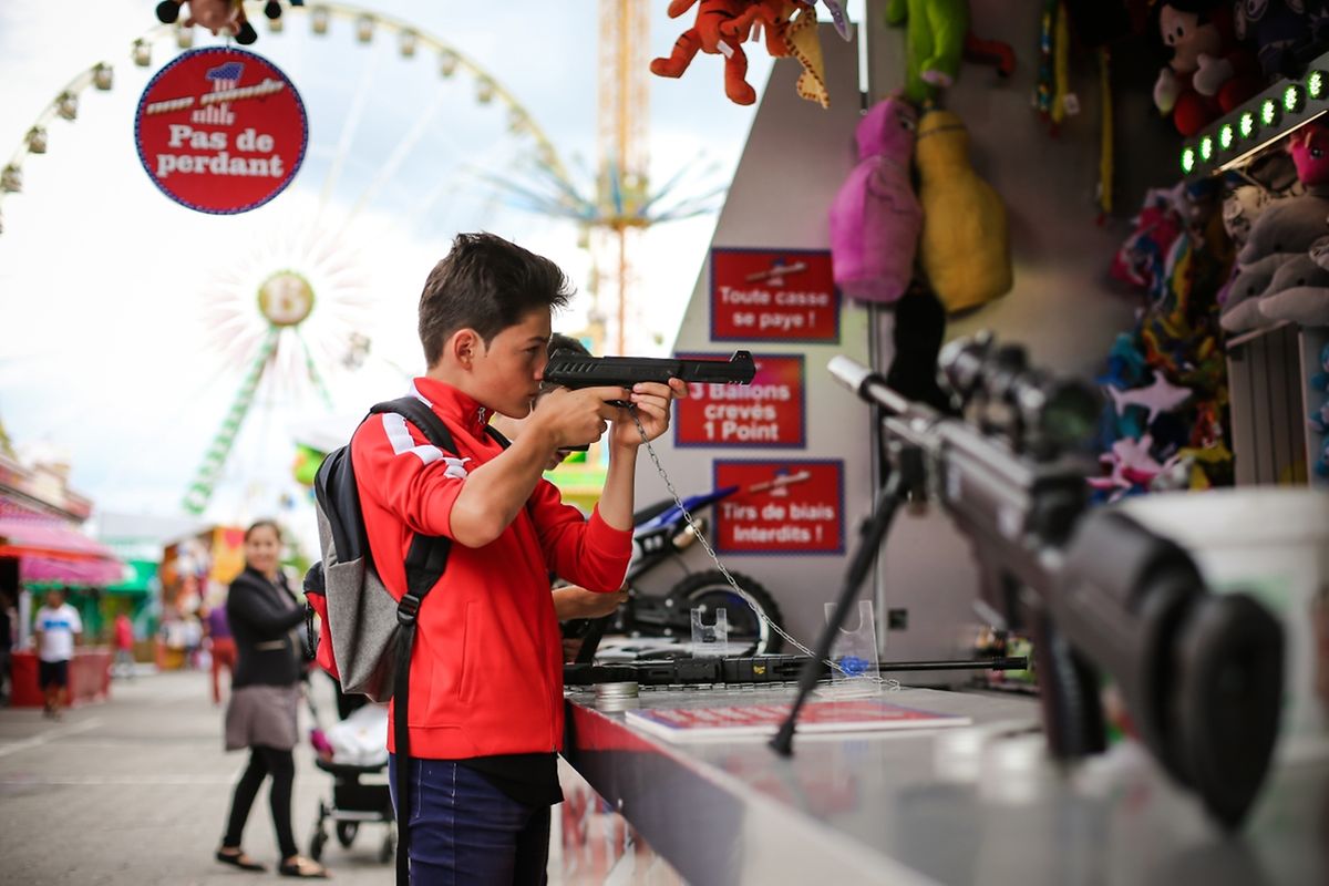 Die Schuberfouer auf dem Glacisfeld ist eröffnet. 20 Tage Spiel, Spaß und Spannung beginnen damit. 