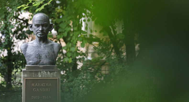 POL, Buste du Mahatma Gandhi, Parc municipal de Luxembourg, Foto: Chris Karaba/Luxemburger Wort