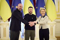 This handout picture taken and released by the Ukrainian Presidential press-service on February 3, 2023, shows European Council President Charles Michel (L), Ukrainian President Volodymyr Zelensky (C), European Commission President Ursula von der Leyen (R) posing during an EU-Ukraine summit in Kyiv. and European Commission President Ursula von der Leyen taking part in a meeting of the European Commission and Ukraine's government, in Kyiv. (Photo by Ukrainian presidential press-service / AFP) / RESTRICTED TO EDITORIAL USE - MANDATORY CREDIT "AFP PHOTO / Ukrainian Presidential press-service " - NO MARKETING NO ADVERTISING CAMPAIGNS - DISTRIBUTED AS A SERVICE TO CLIENTS
