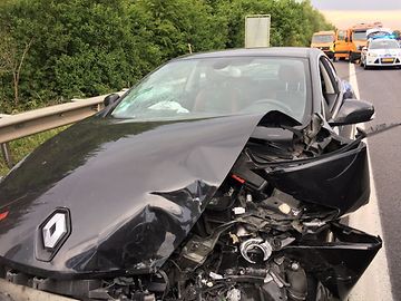 Unfall auf der A3: Zwei Verletzte bei Kollision