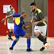Sylvain Ferreira, en gris, Samba 7 ALSS Futsal, et Adilson de Pina, FC Bettendorf / Foto: Stéphane Guillaume