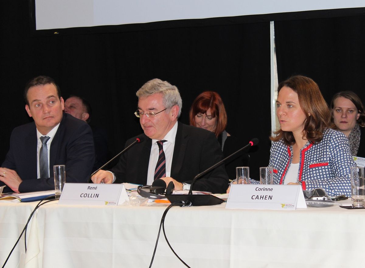 Le ministre wallon René Collin a passé la présidence de la Grande Région au Luxembourg, en la personne de la ministre Corinne Cahen.