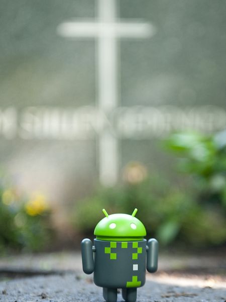Um Android-Smartphones vor Schäden zu schützen, gibt es zahlreiche Antiviren-Apps. Meistens sind sie aber nicht nötig - das Betriebssystem hat schon eingebaute Schutzmechanismen.