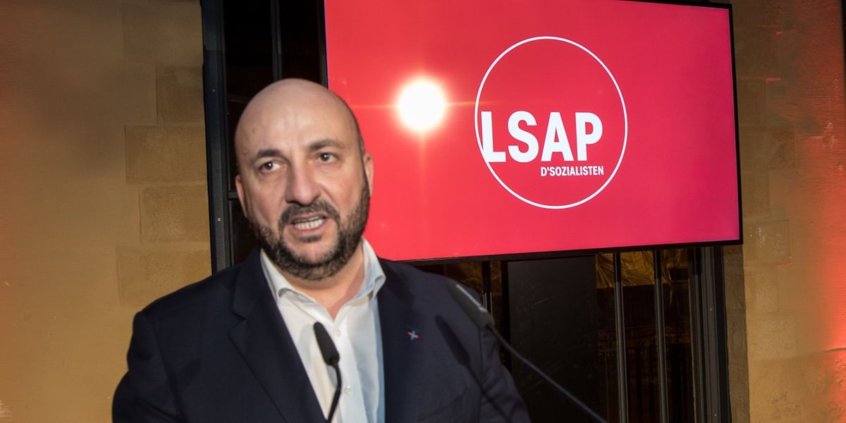 Vizepremier Etienne Schneider will die Anhebung des Mindestlohns im Wahlprogramm der LSAP festschreiben. 
