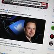 CHICAGO, IL - 25 AVRIL : Sur cette photo d'illustration, le 25 avril 2022 à Chicago, Illinois, Twitter a publié la nouvelle de l'offre publique d'achat d'Elon Musk sur Twitter.  Il a été annoncé aujourd'hui que Twitter avait accepté l'offre de 44 milliards de dollars de Musk pour acquérir la société.  (Illustration photo par Scott Olson/Getty Images) == POUR LES JOURNAUX, INTERNET, TÉLÉCOM ET TÉLÉVISION UNIQUEMENT ==