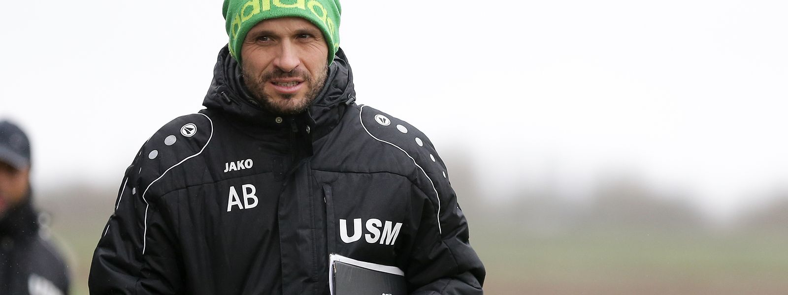 Die Jacke der US Mondorf könnte Arno Bonvini bald wieder anziehen.