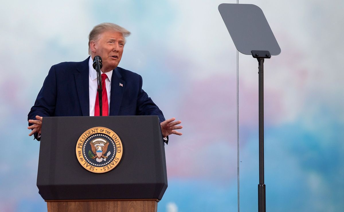 Der US-Präsident Donald Trump hält seine düstere Rede während des Unabhängigkeitstags 2020 "Salute to America".