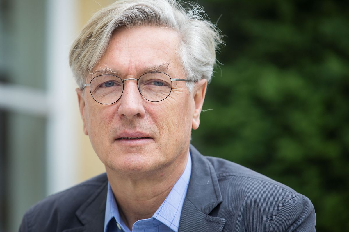 «Il existe une déclaration d'intention entre les conseils d'administration des quatre hôpitaux pour aborder conjointement la logistique à l'avenir. L'objectif est de gérer ensemble une réserve matérielle nationale», dit Philippe Turk.