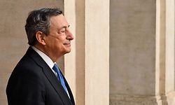 Italy's Prime Minister, Mario Draghi greets the German chancellor upon her arrival for their meeting at Palazzo Chigi in Rome on October 7, 2021. (Photo by Alberto PIZZOLI / AFP)