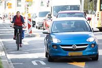 Lokales, mobiliteit, Mobilität, Vélo, Fahrrad, Fußgänger, Auto, Bus, piétons, piéton, Radweg, piste cyclable, Cycliste,  Foto: Chris Karaba/Luxemburger Wort