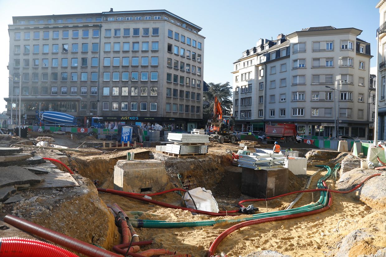 Bis Ende Juni soll die Neugestaltung der Place de Paris komplett abgeschlossen sein.
