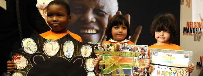 Happy Birthday Nelson Mandela Chante L Afrique Du Sud