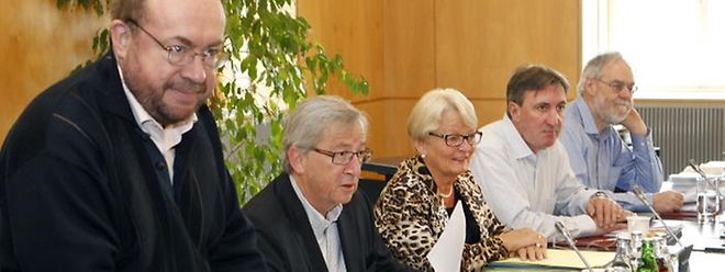 Bevor sie ein Ministeramt bekleiden, sind Politiker verpflichtet, dem Staatsminister ihre wirtschaftlichen Interessen offenzulegen.