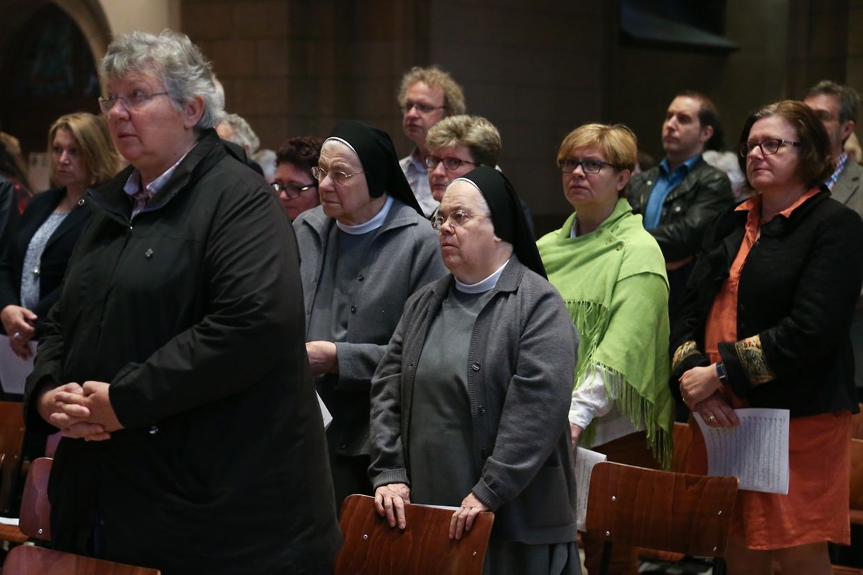 Messe für das Domkapitel, den Bischofsrat, das Centre Jean XXIII, die LSRS, die Diözesankurie, das Seelsorgereferat und alle kirchlichen Mitarbeiterinnen und Mitarbeiter.
