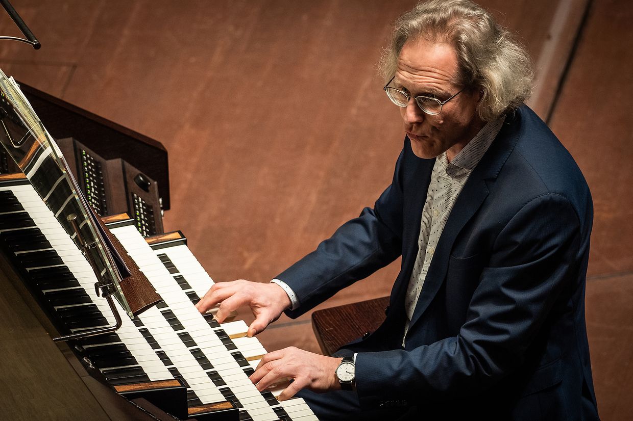 Luxembourg Wind Orchestra - LWO - "Hope" - Luxembourg - Ville - Philharmonie - 12/03/2022 - photo: claude piscitelliLuxembourg Wind Orchestra - LWO - "Hope" - Luxembourg - Ville - Philharmonie - 12/03/2022 - photo: claude piscitelli
Luxembourg Wind Orchestra
Philippe Noesen direction
Zala Kravos piano
Maurice Clement orgue