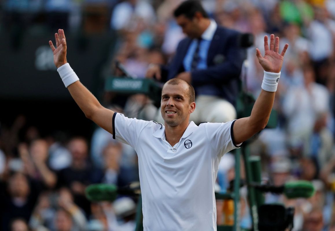 Tennis - Wimbledon - London, Britain - July 10, 2017   Luxembourg’s Gilles Muller celebrates winning the fourth round match against Spain’s Rafael Nadal     REUTERS/Matthew Childs