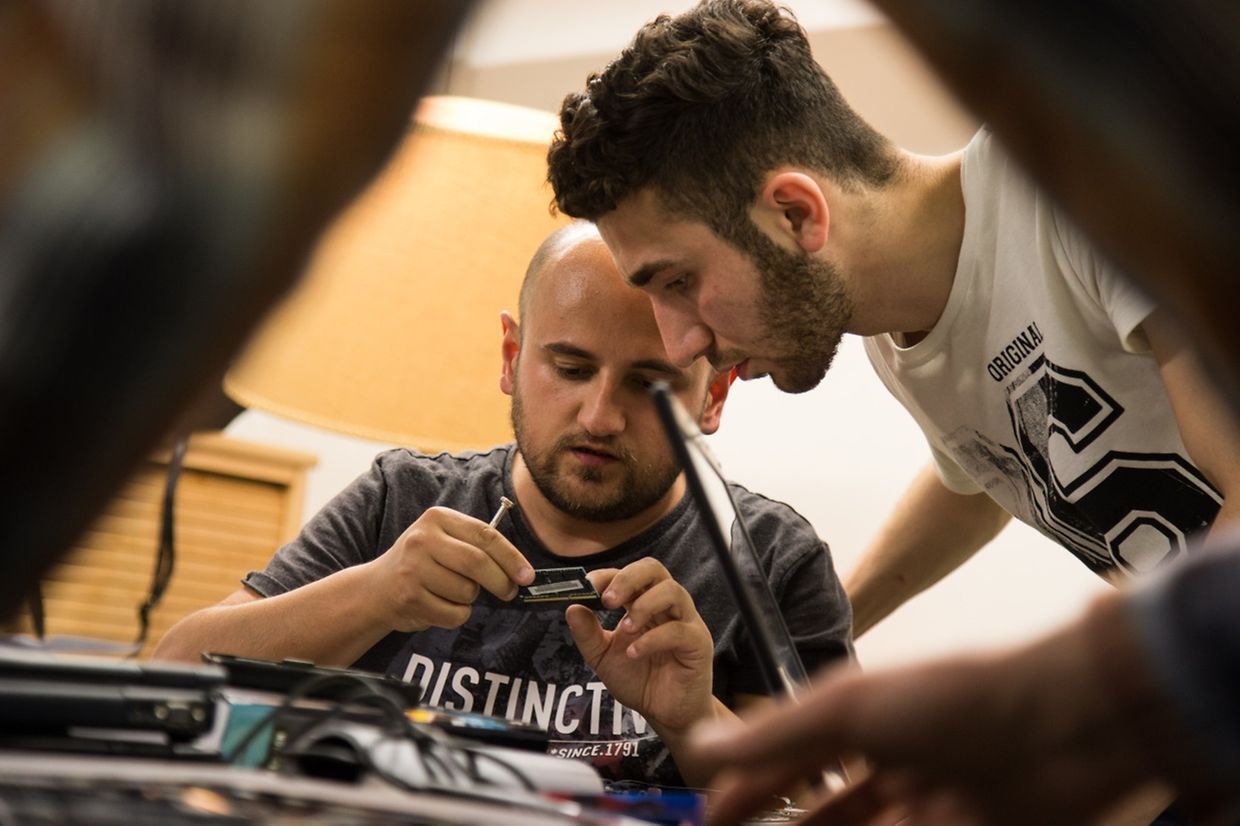 L'atelier de recyclage d'ordinateurs