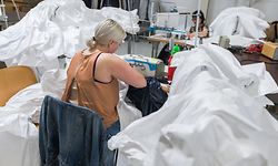 Wirtschaft, Handwerksunternehmen gehen kreativ mit Krise um: Schneiderei Eva Ferranti, Foto: Lex Kleren/Luxemburger Wort