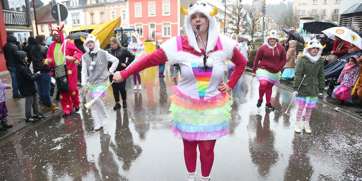 Trotz Regen: Gute Stimmung bei der Kavalkade in Schifflingen.