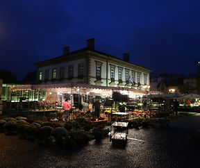 25.10.2017 Luxembourg, ville, Knuedler, place Guillaume, Wochenmarkt sehr früh am Morgen photo Anouk Antony