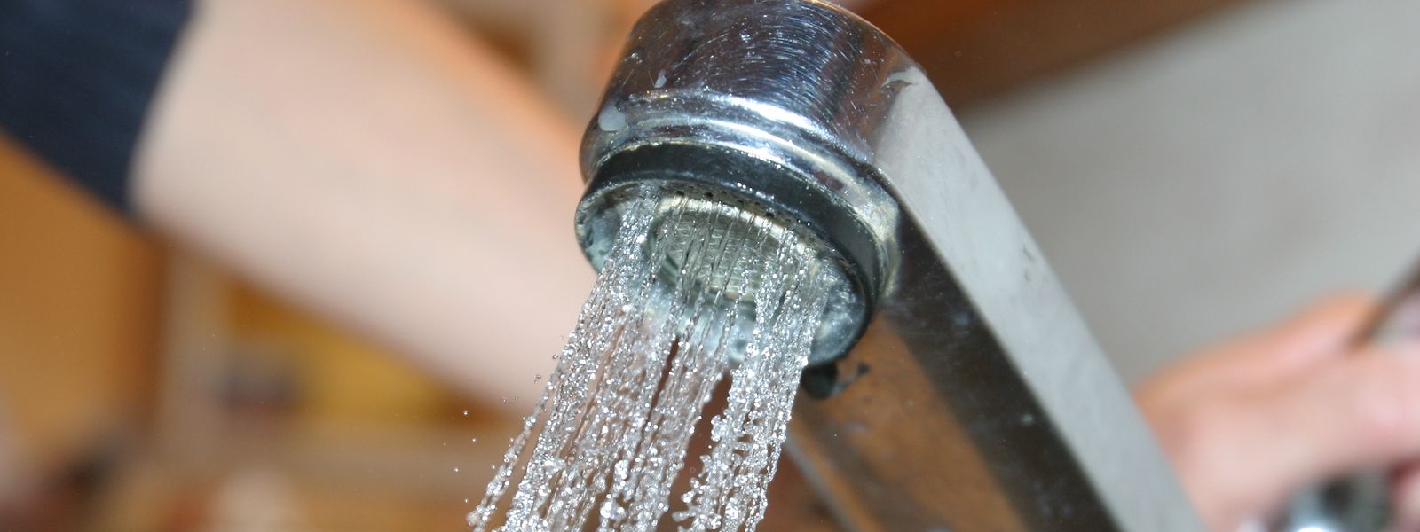 Un Resident Sur Cinq Ne Boit Pas L Eau Du Robinet