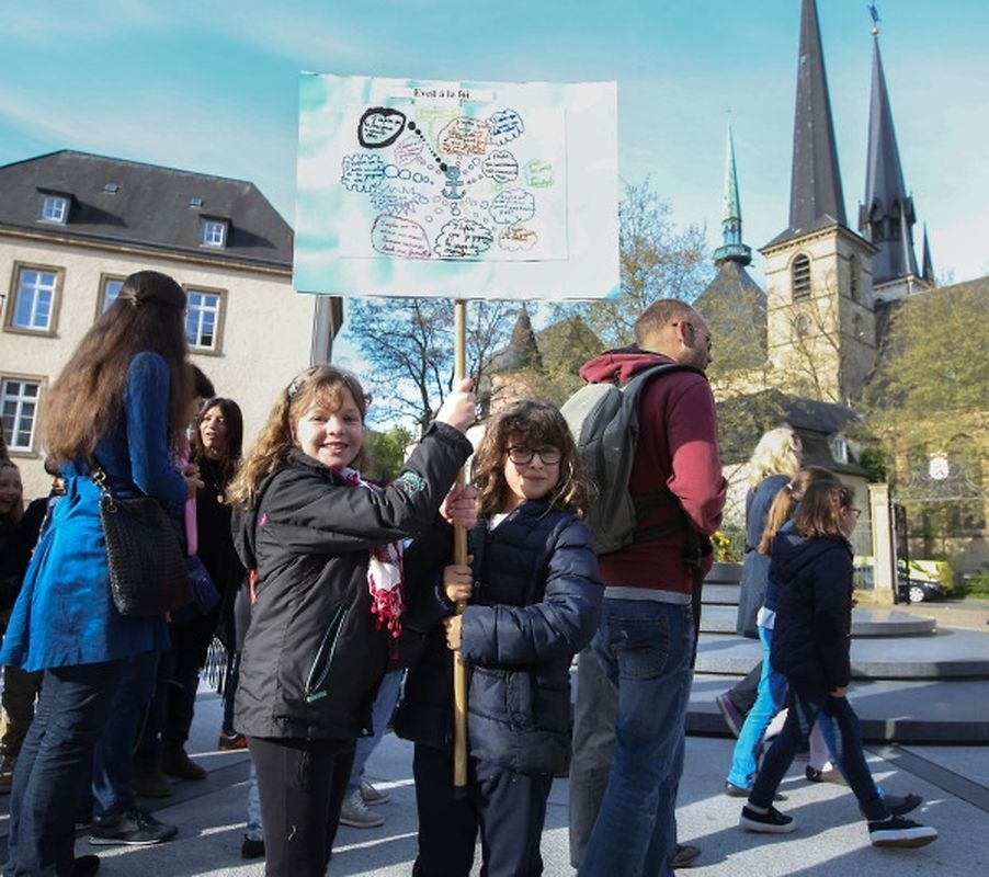 Messe pour les écoles de Ste Sophie.