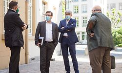 Politik, Bettel trifft Gewerkschaften wegen Pandemiegesetz + Gesundheits Kommissioun, Foto: Lex Kleren/Luxemburger Wort