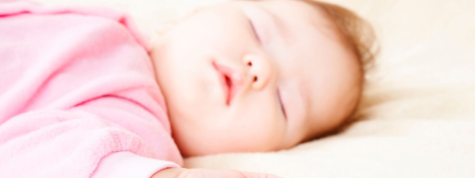 SIDS, der plötzliche Kindstod im Schlaf, ist eine der häufigsten Todesursachen bei Kindern bis zu einem Jahr. 