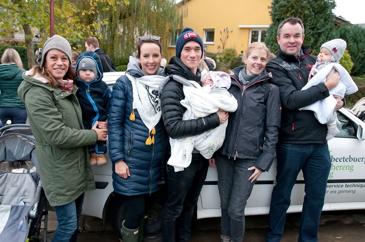 Nationaler Tag des Baumes in der Gemeinde Bettemburg: Einweihung des "Kannerbongert" in Noertzingen sowie das Pflanzen von Bäumen für die Neugeborenen der Gemeinde Bettemburg. (Foto: Alain Piron)