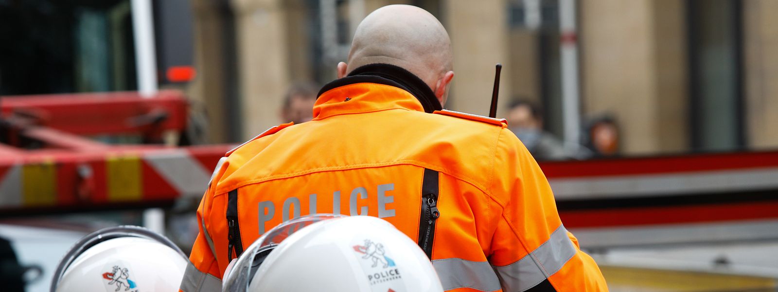 Bei der Polizei gibt es derzeit Diskussionen über verschiedene Möglichkeiten, die Karriereleiter hochzusteigen.