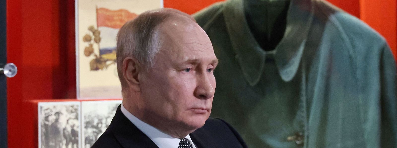 Detratores do regime dizem que Putin instrumentaliza a História para justificar a sua política