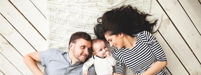 Ein gemütliches Heim ist für viele junge Familien der absolute Traum. Allerdings verkommt die Suche nach geeigneten vier Wänden für viele Eltern zum absoluten Albtraum.