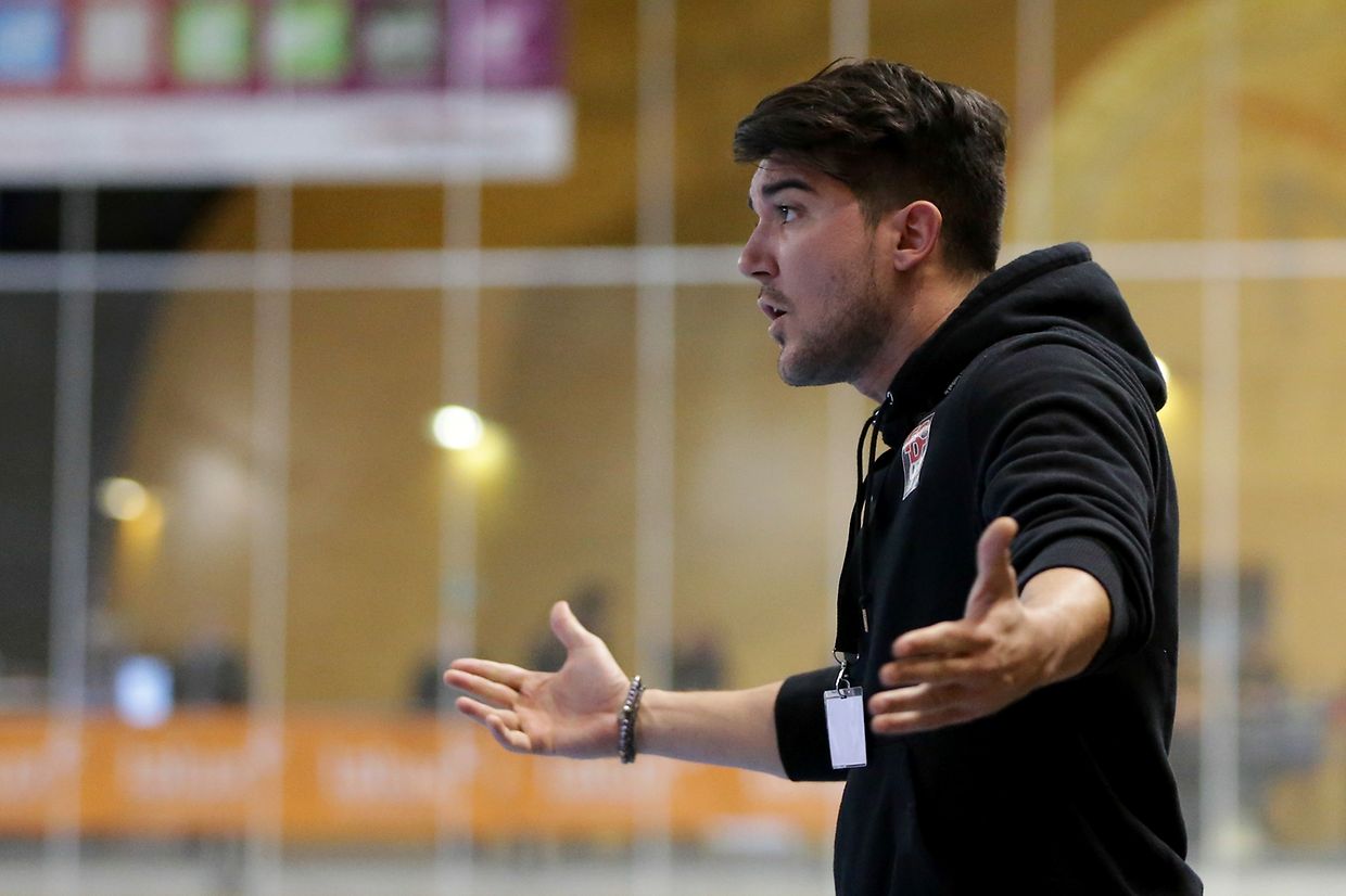 
Numa final electrizante, a ALSS/ FC Münsbach foi a mais feliz e conquistou a taça do Luxemburgo em futsal que na época passada lhe fugiu