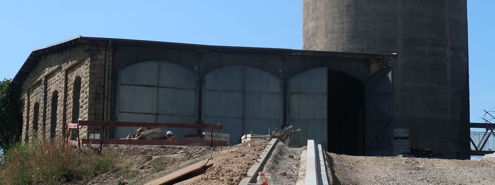 Im Schuppen unweit des Bahnhofs hatten früher Dampfloks gestanden, nun soll er national geschützt werden. 